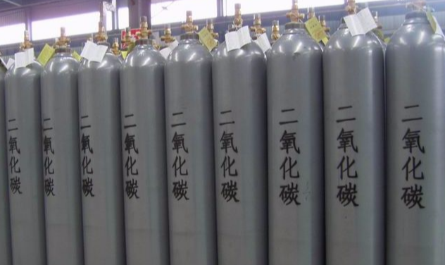 液态二氧化碳储存运输的安全要求与管理